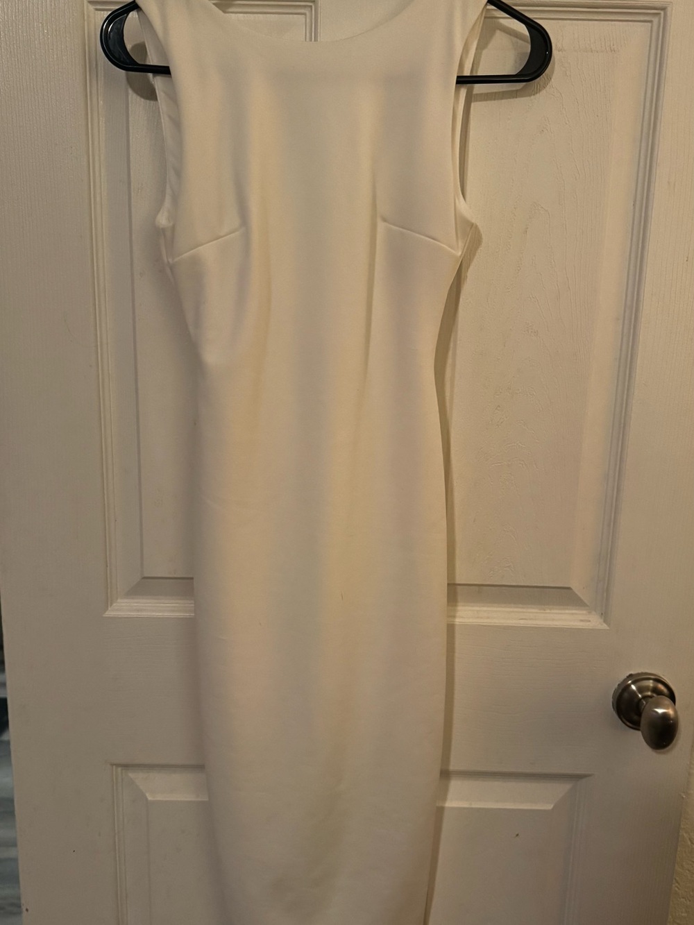 Elegant White Open Back Sheath Dress
